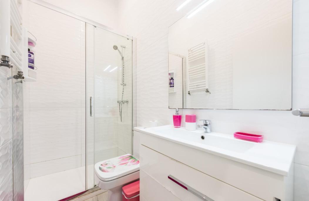 M&F Apartaments Chueca Мадрид Екстер'єр фото