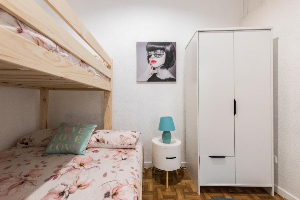 M&F Apartaments Chueca Мадрид Екстер'єр фото